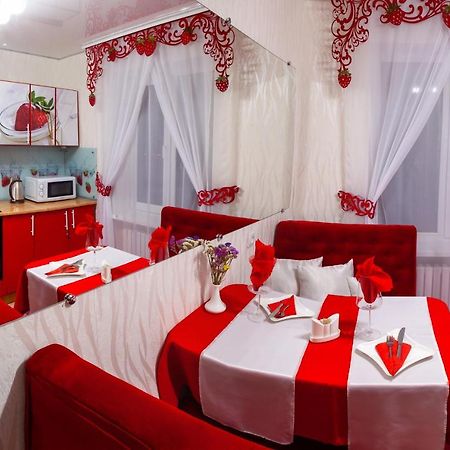 Luxury Apartment Sicheslavska Street كريفوي روغ المظهر الخارجي الصورة